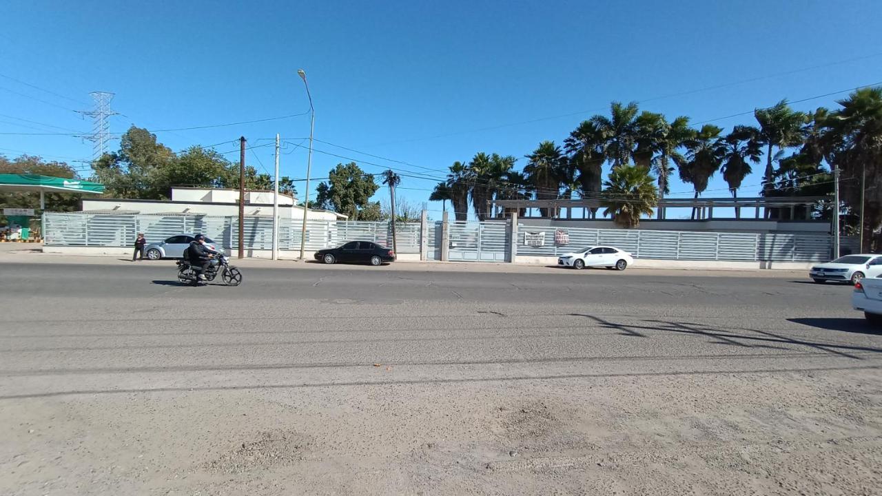 Suites Entrelagos Ciudad Obregón Exteriér fotografie